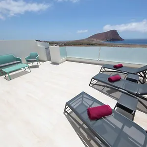 https://la-tejitas-best-sea-view-penthouse.tenerifehoteles.net