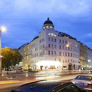 Julius 3 - Modern Comfort Only 5 Mins To Vienna's Center Apartment
