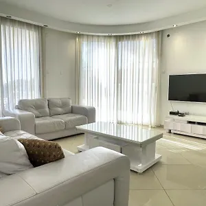 3br-garden-apt-golf-residence-eilat.eilathotels.net/